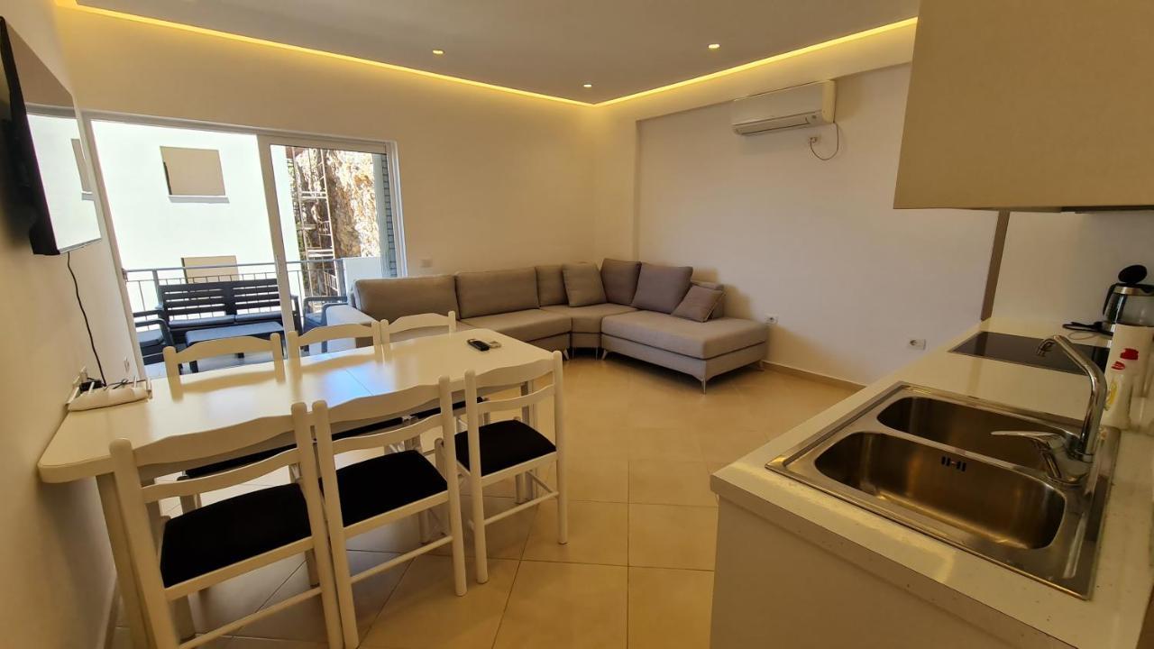 Sea And City View Apartment Sarandë 외부 사진